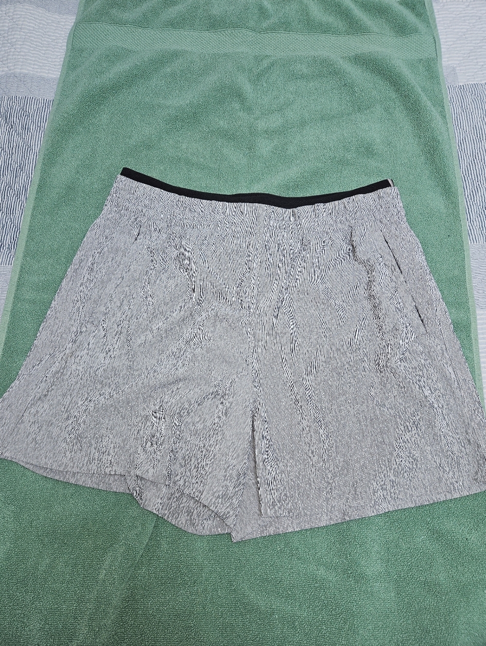 Womens Athleta Gray Elastic-Waist Performance Skort